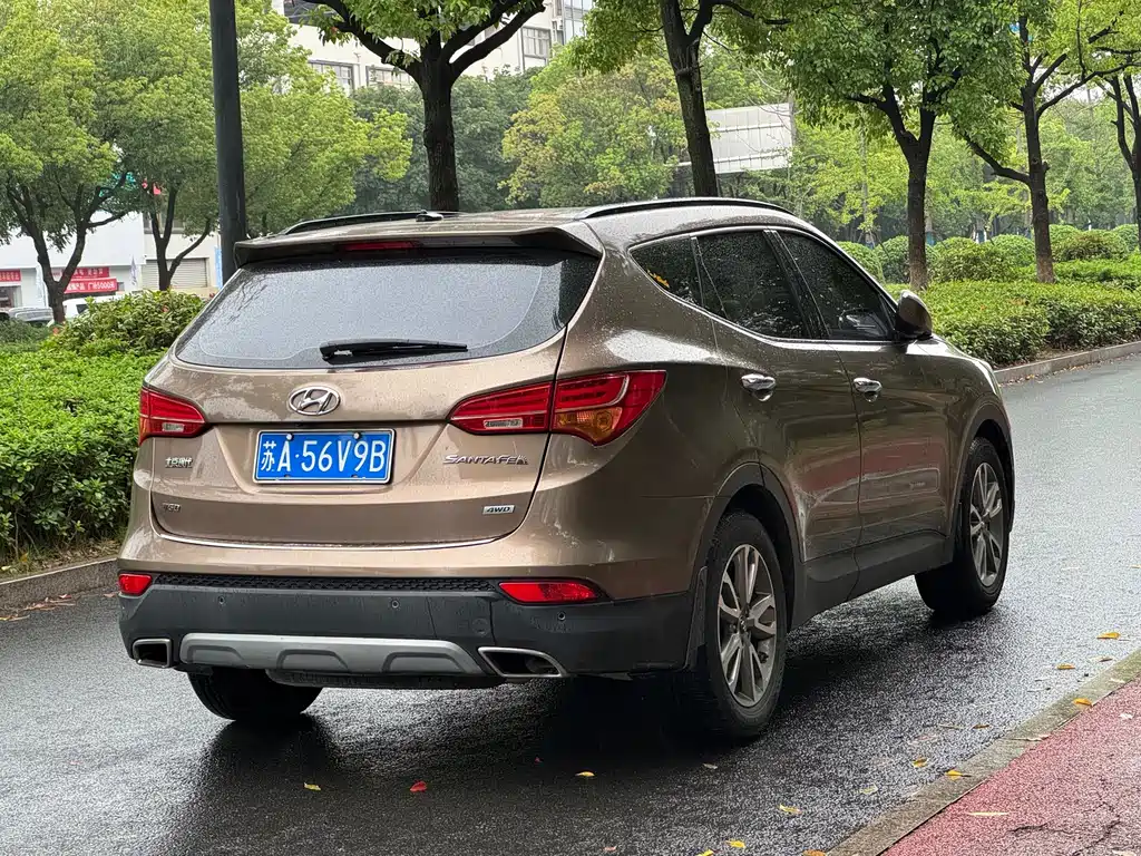 Hyundai Santa Fe — миниатюра 9