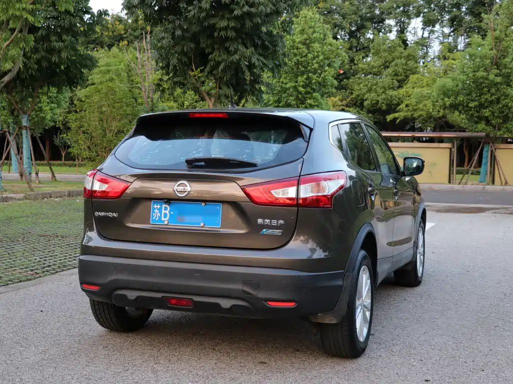 Nissan Qashqai — миниатюра 3