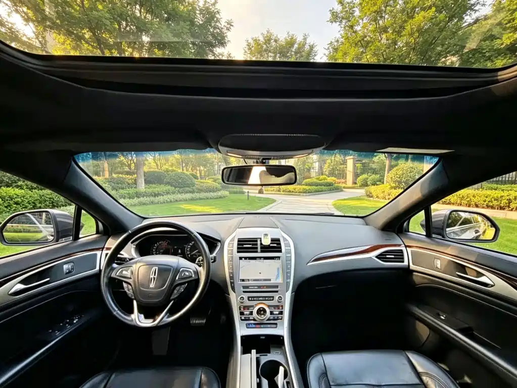 Lincoln MKZ — миниатюра 2