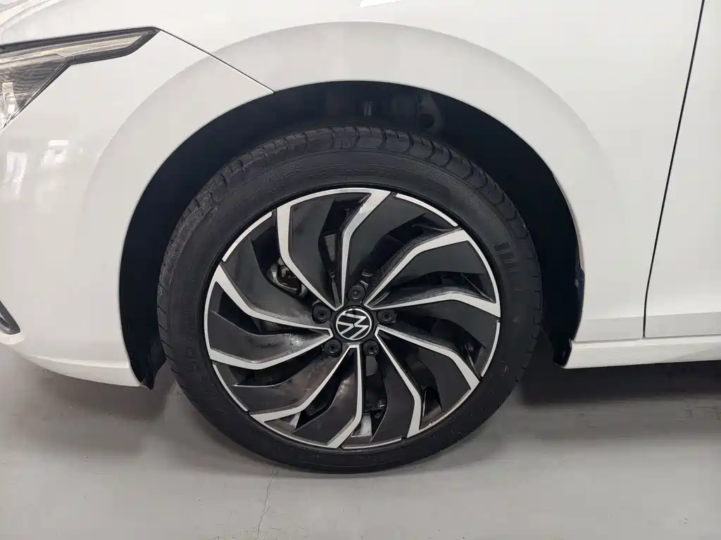 Volkswagen Golf — миниатюра 19