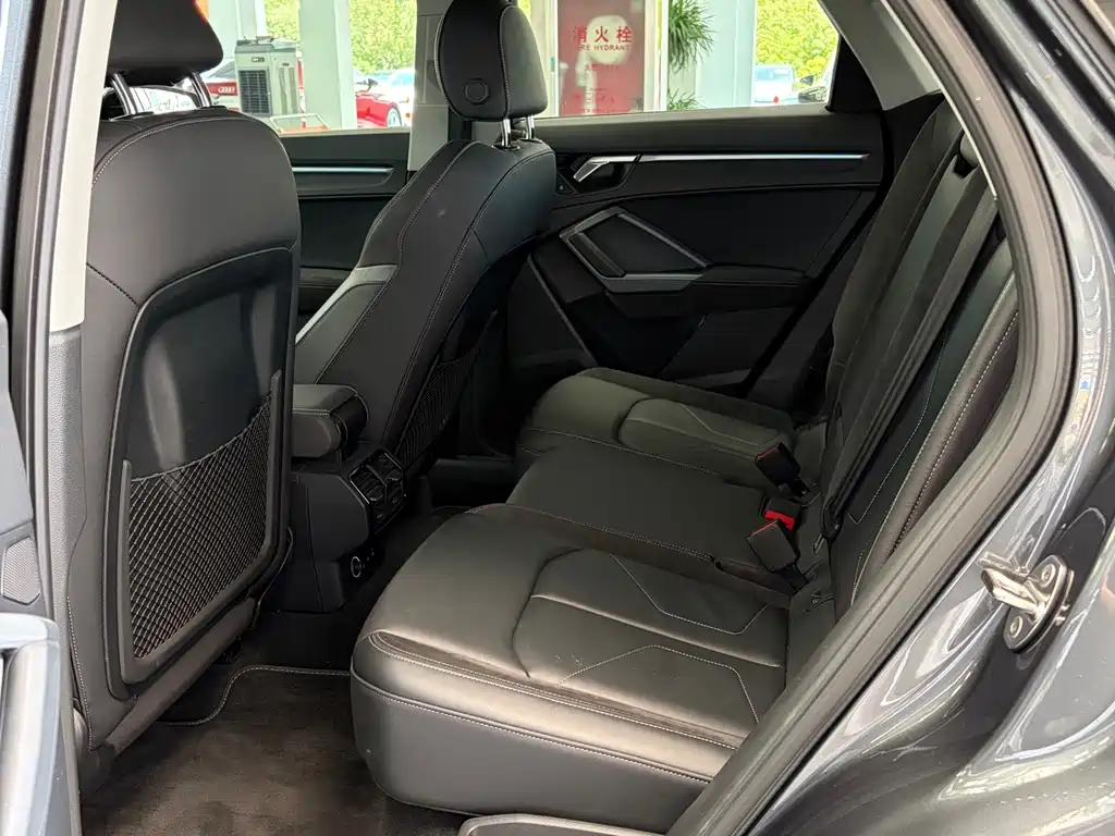 Audi Q3 Sportback — миниатюра 9