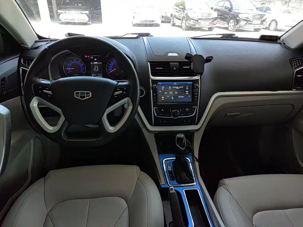 Geely Emgrand — миниатюра 10