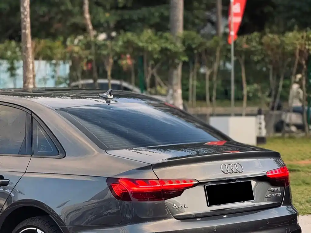 Audi A4L — миниатюра 11