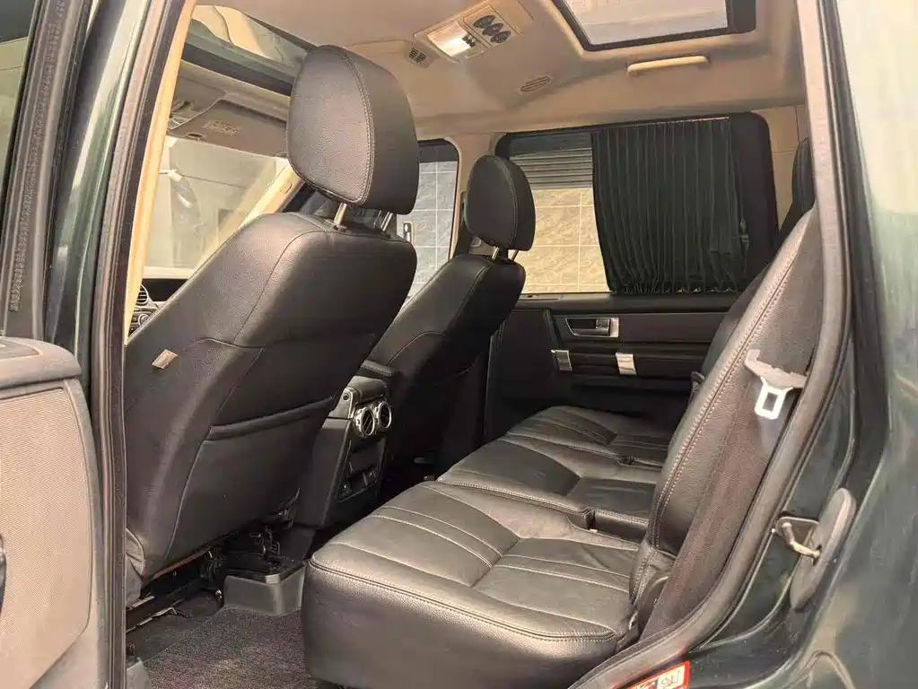 Land Rover Discovery — миниатюра 6