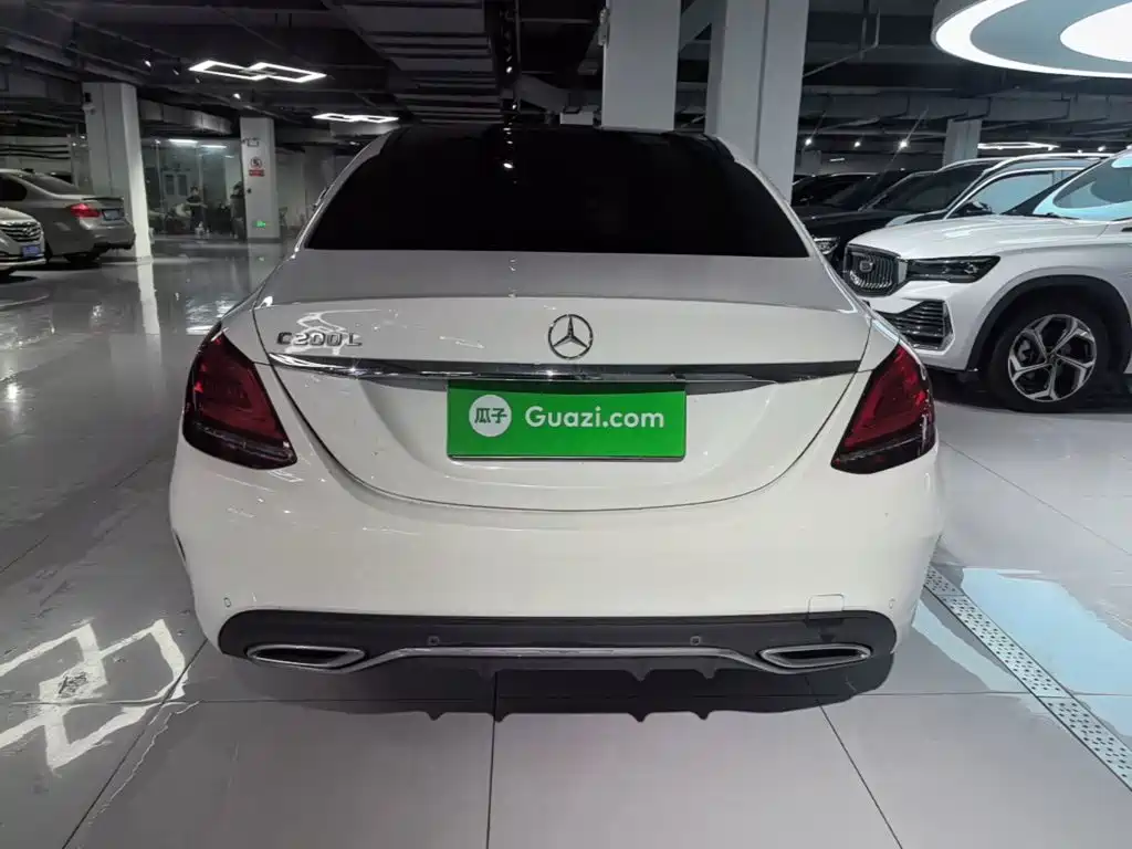 Mercedes-Benz C-Class — миниатюра 6