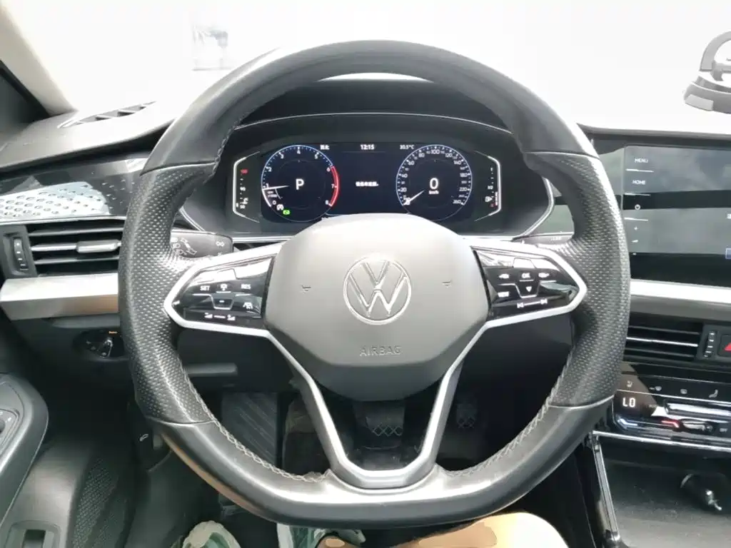 Volkswagen Passat — миниатюра 11