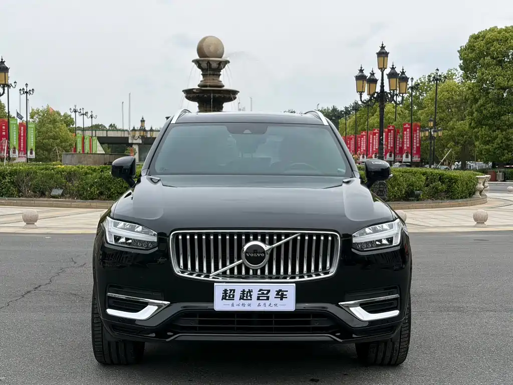 Volvo XC90 — миниатюра 2