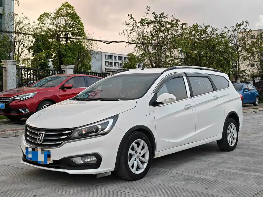 Baojun 310W