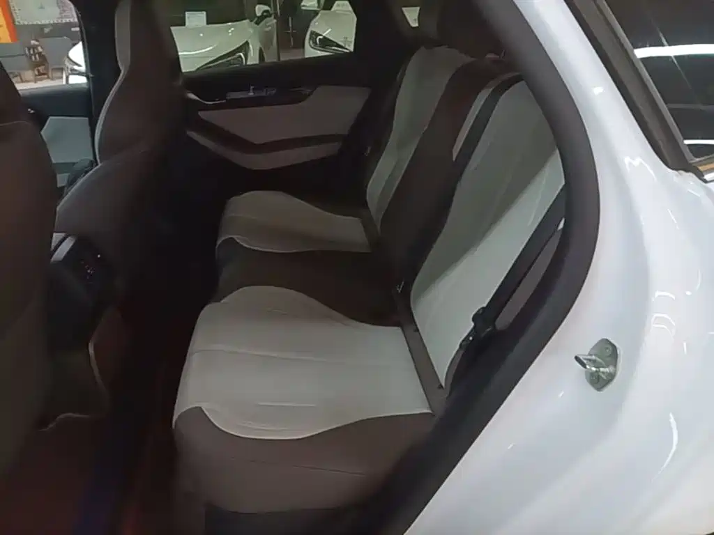 BYD Qin PLUS — миниатюра 17