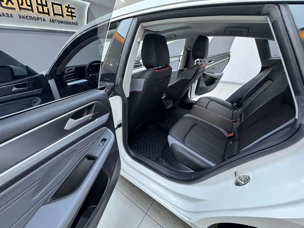 Volkswagen Lamando — миниатюра 11