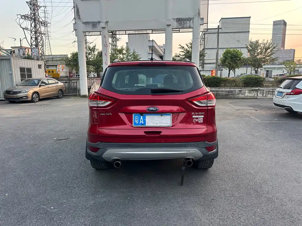 Ford Kuga — миниатюра 5