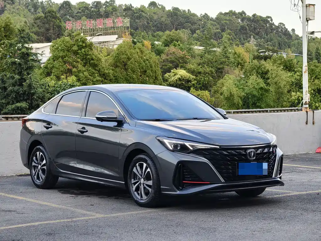 Changan Eado — миниатюра 2