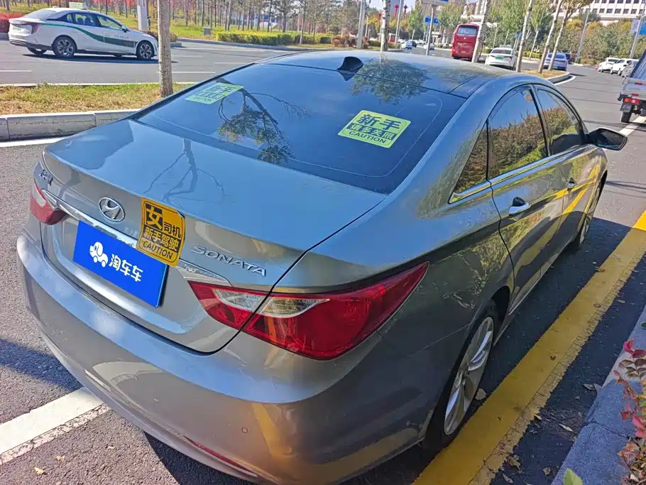 Hyundai Sonata — миниатюра 3