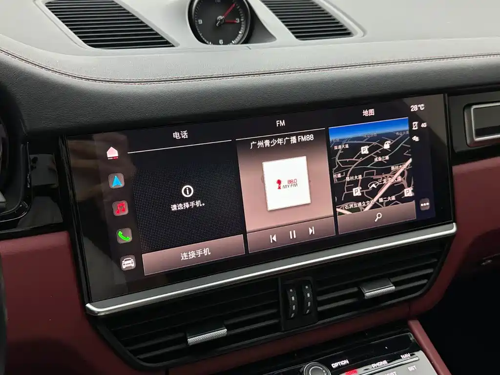 Porsche Cayenne — миниатюра 15