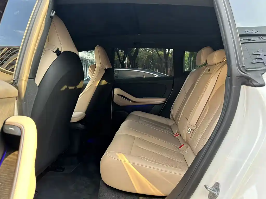 NIO ET5T — миниатюра 6