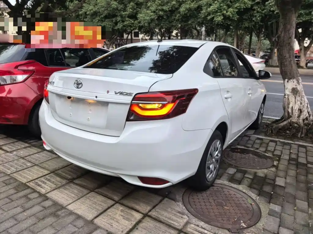 Toyota Vios — миниатюра 7