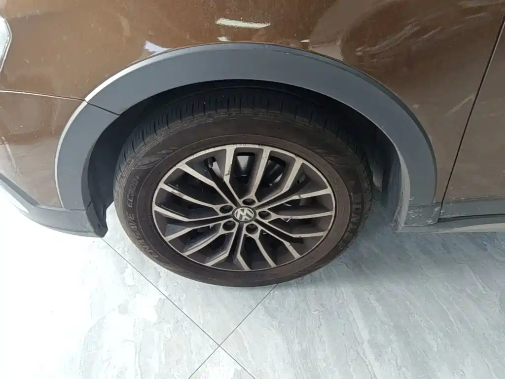 Volkswagen Cross Lavida — миниатюра 23