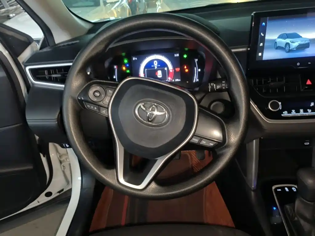 Toyota Frontlander — миниатюра 11