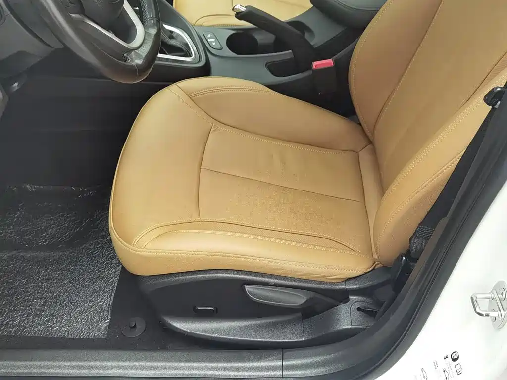 Buick Excelle — миниатюра 20