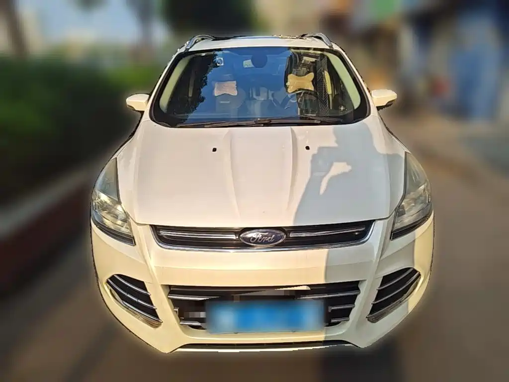 Ford Kuga — миниатюра 5