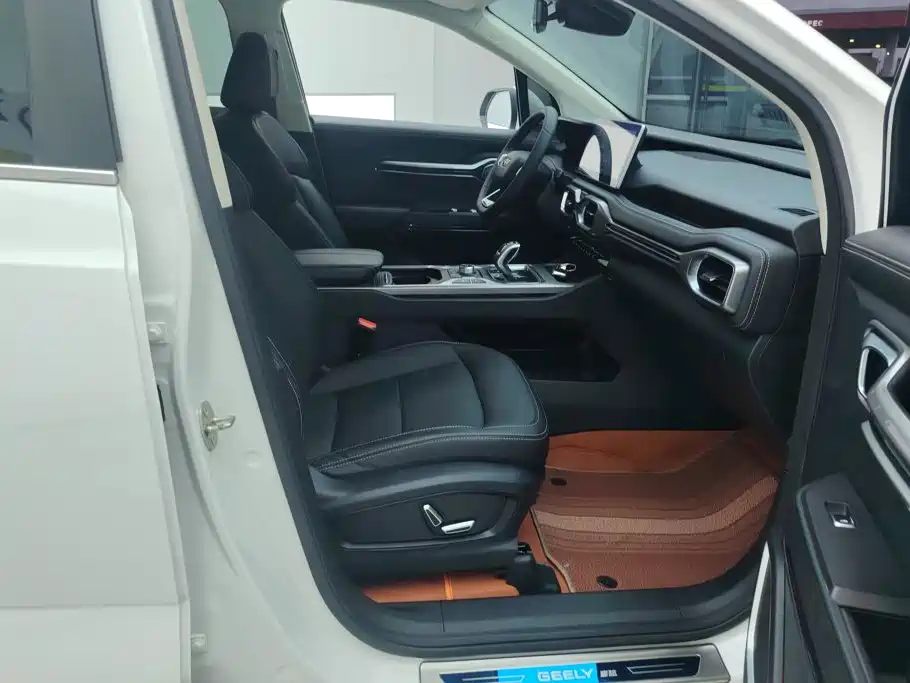 Geely Haoyue — миниатюра 8