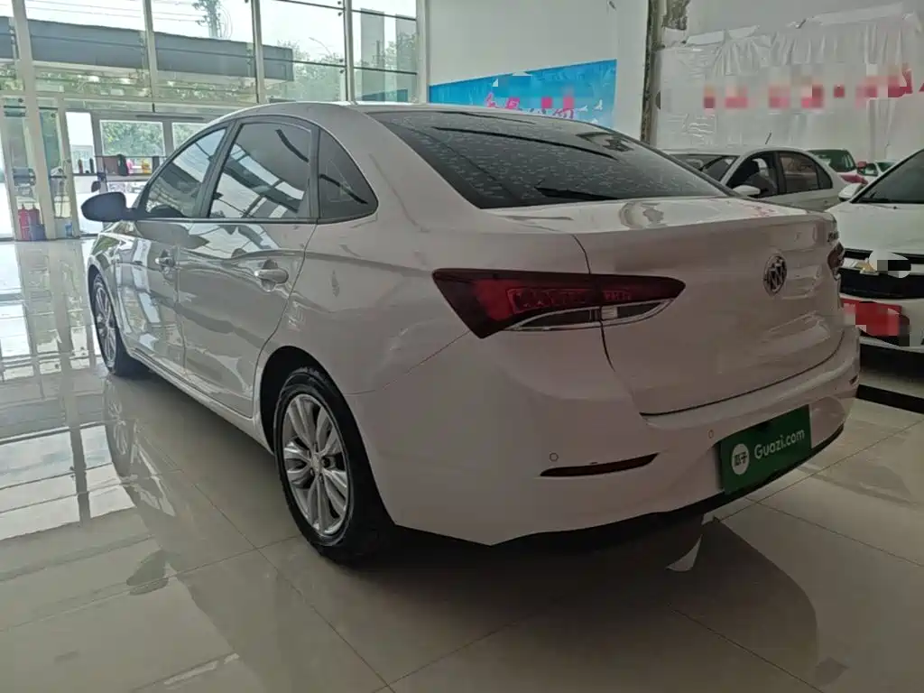 Buick Excelle — миниатюра 5
