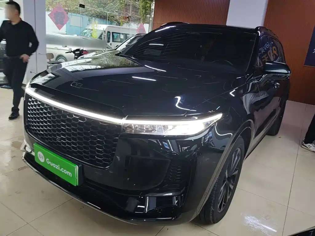 Li Auto Li ONE — миниатюра 2