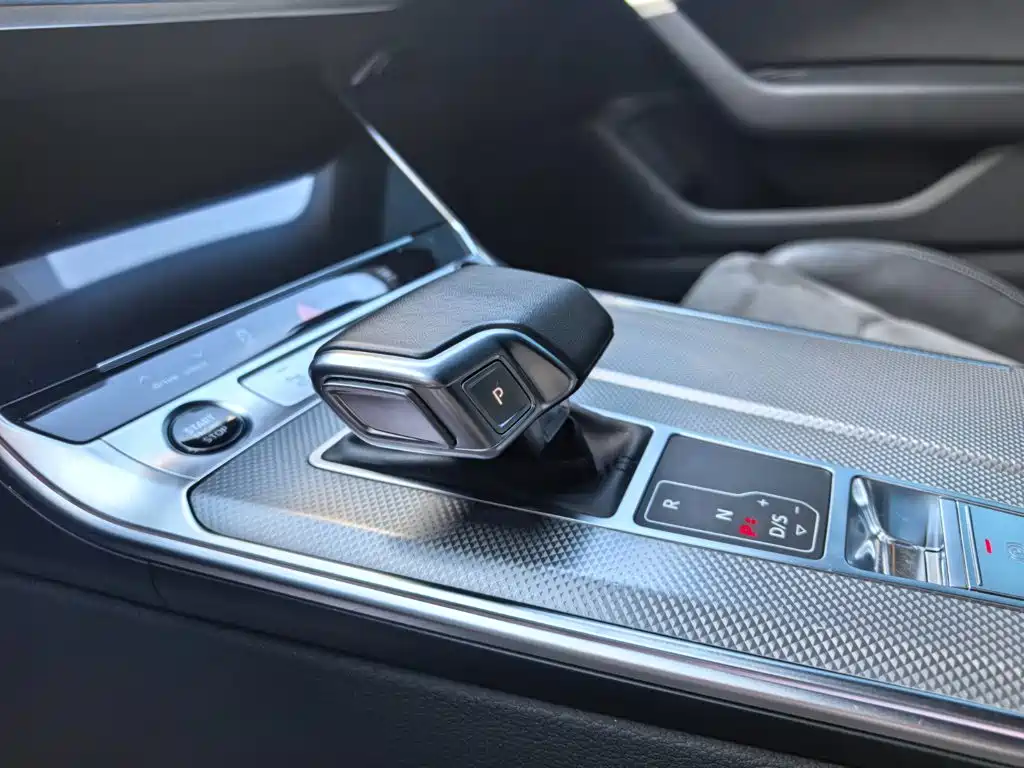Audi A6L — миниатюра 13