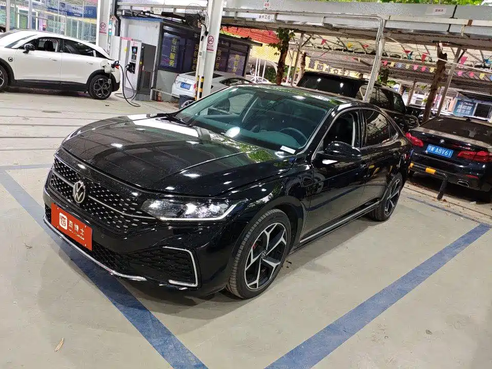 Volkswagen Passat 2024 380TSI Starry Dragon Edition