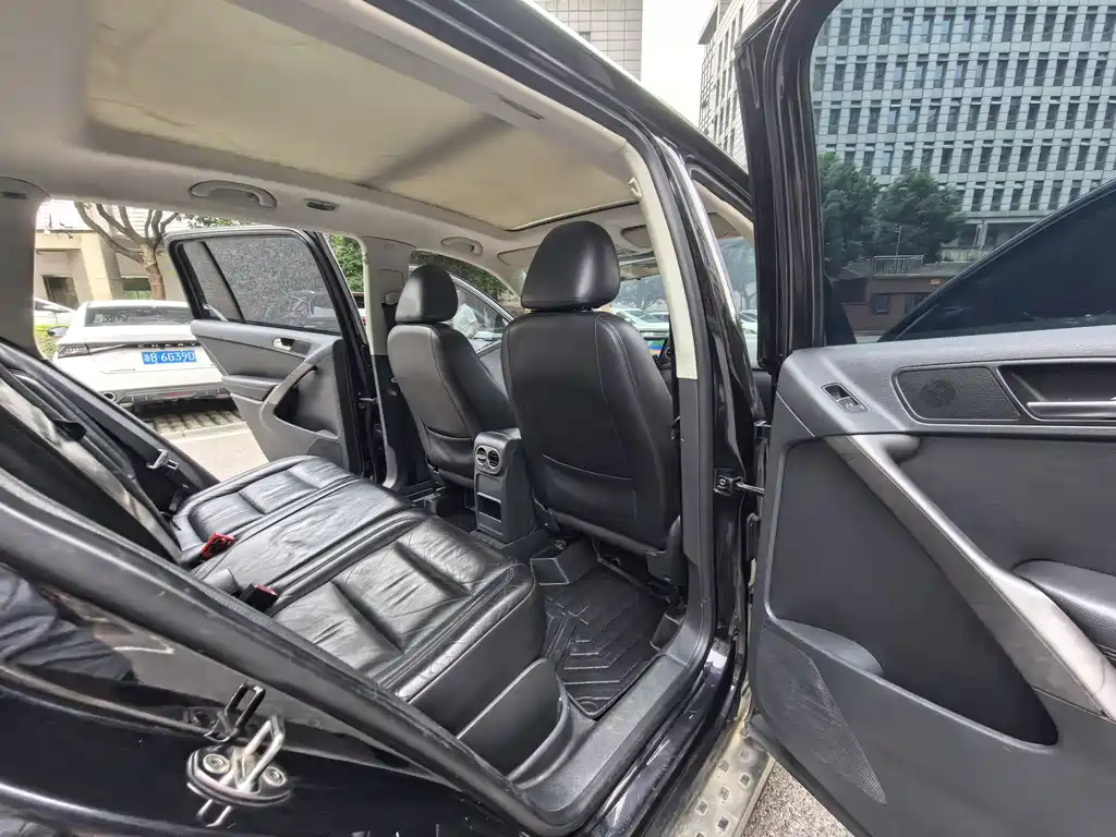Volkswagen Tiguan — миниатюра 6