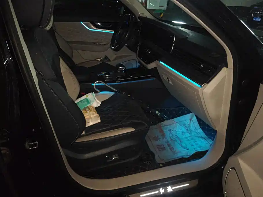 Hongqi Hongqi HS5 — миниатюра 8