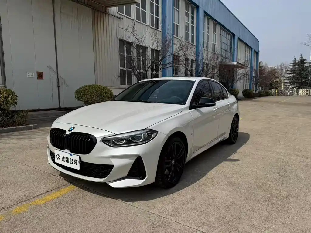 BMW 1 Series 2023