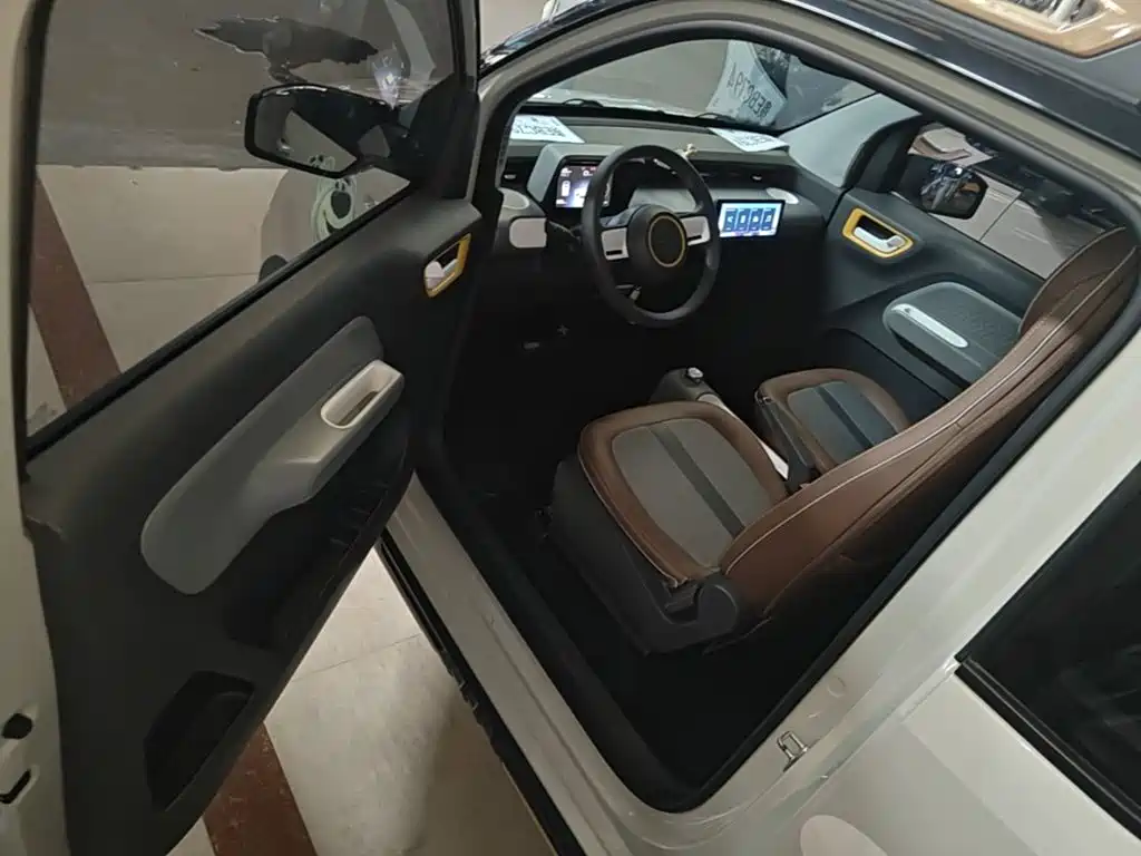 Wuling MINIEV — миниатюра 16