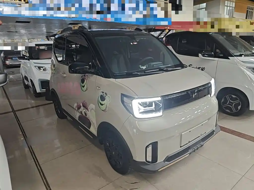 Wuling MINIEV — миниатюра 4