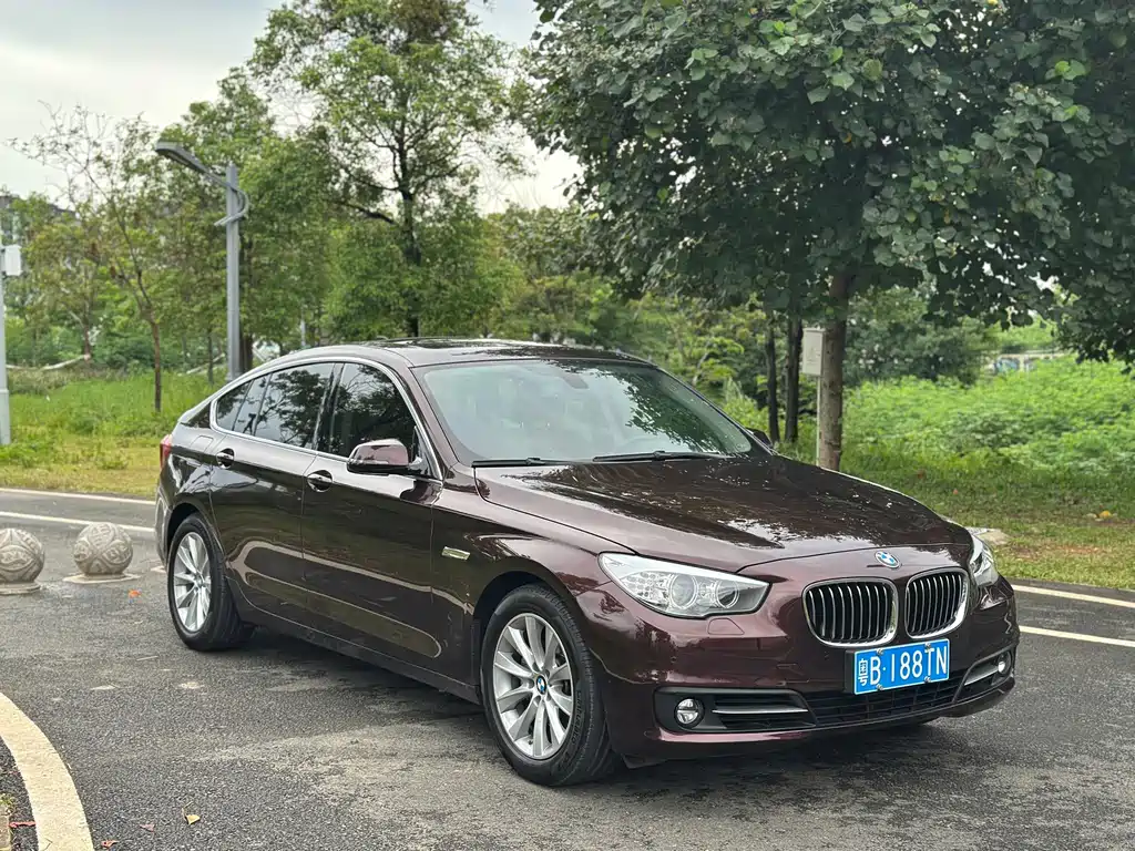 BMW 5 Series GT — миниатюра 3