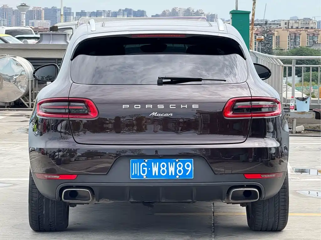 Porsche Macan — миниатюра 4