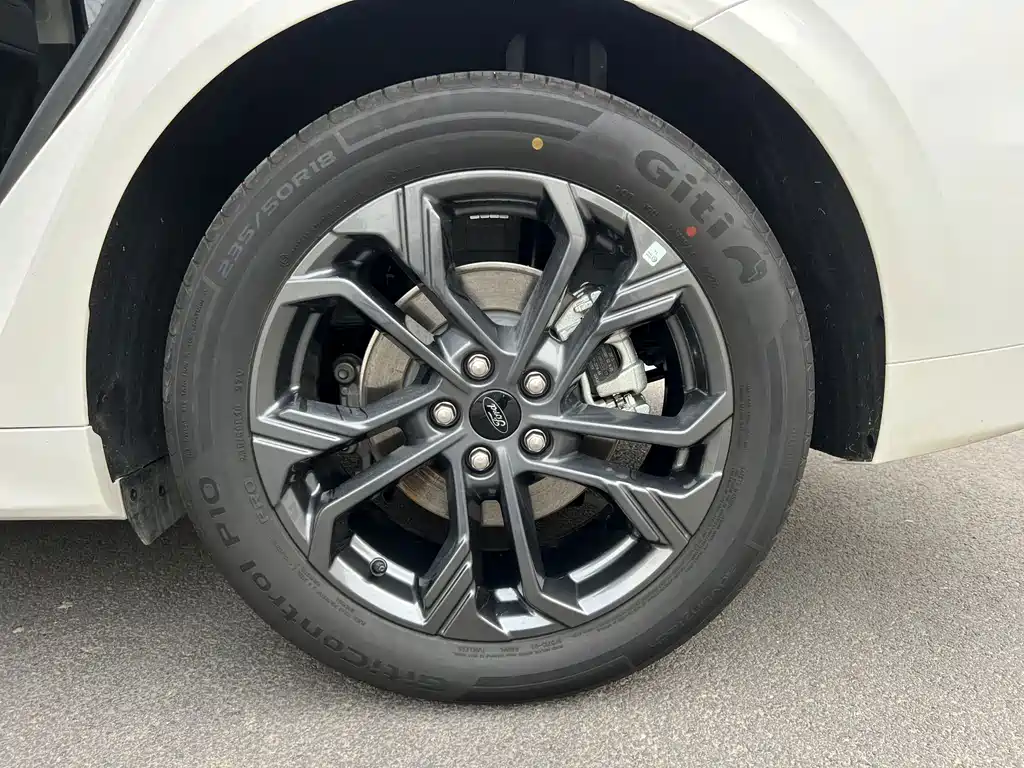 Ford Mondeo — миниатюра 20