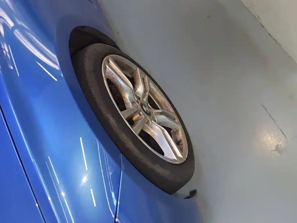 BMW 3 Series — миниатюра 23