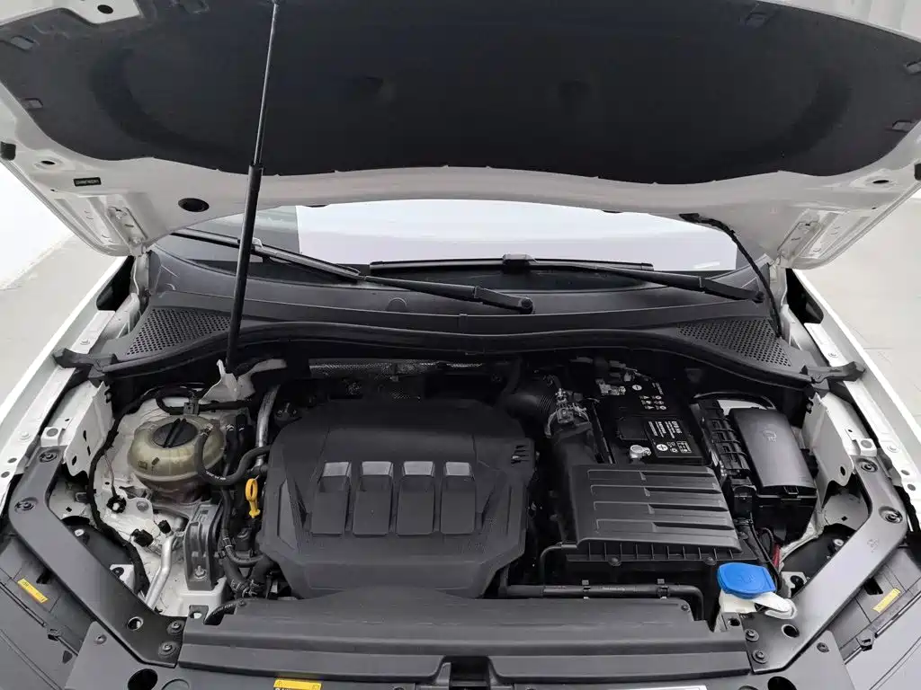Volkswagen Tiguan L — миниатюра 6