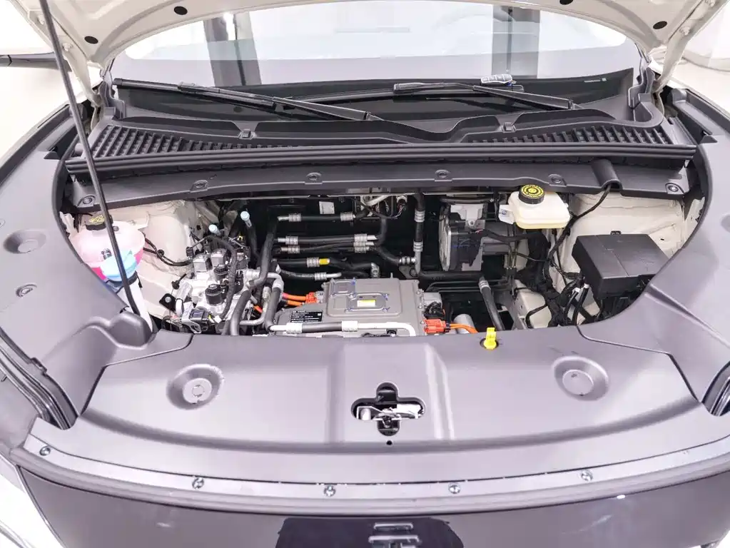 BYD Yuan UP — миниатюра 23