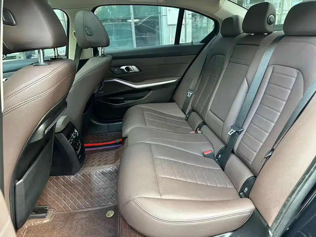 BMW 3 Series — миниатюра 6
