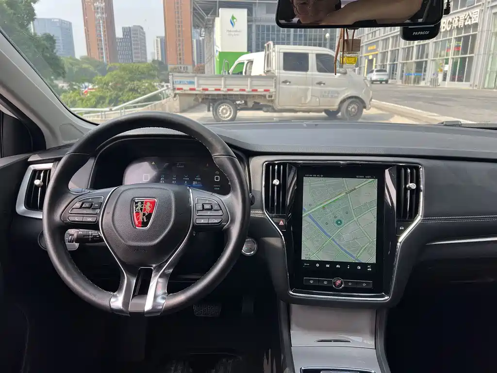 Roewe i6 New Energy — миниатюра 9