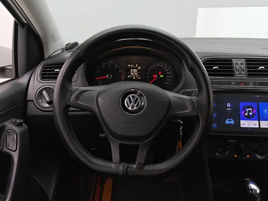 Volkswagen Polo — миниатюра 15