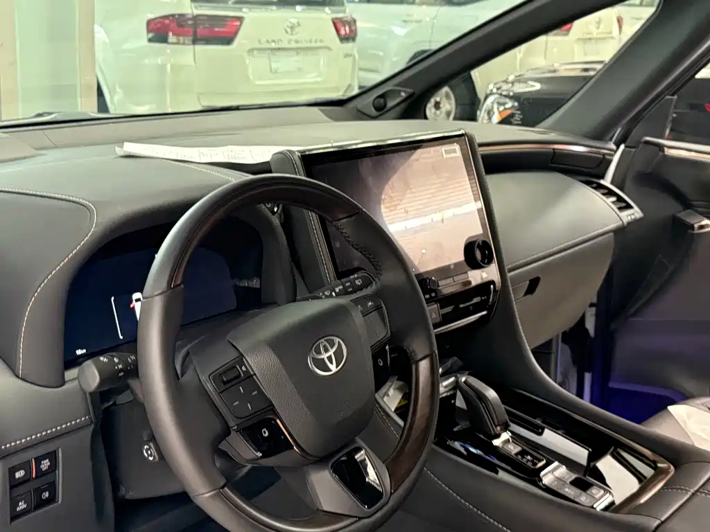 Toyota Alphard 2026 2.5L Luxury