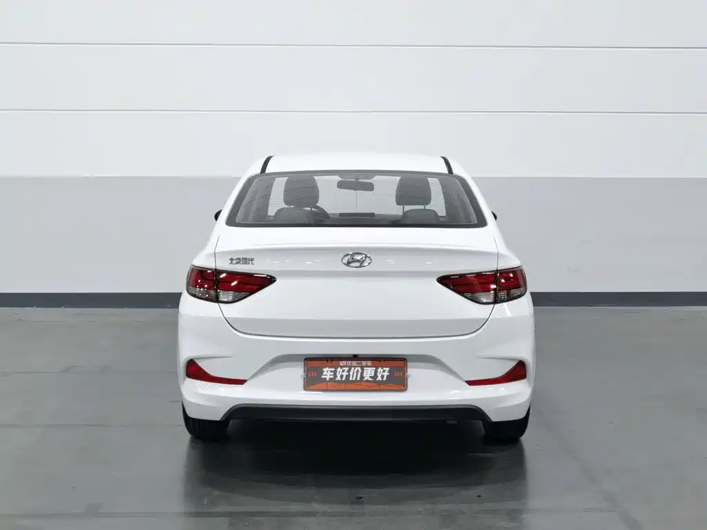 Hyundai Elantra — миниатюра 4