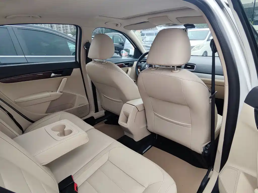 Volkswagen Lavida — миниатюра 11