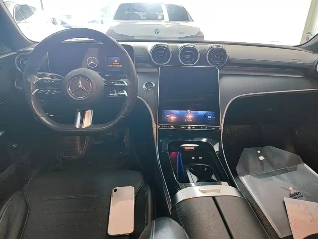 Mercedes-Benz C-Class — миниатюра 10
