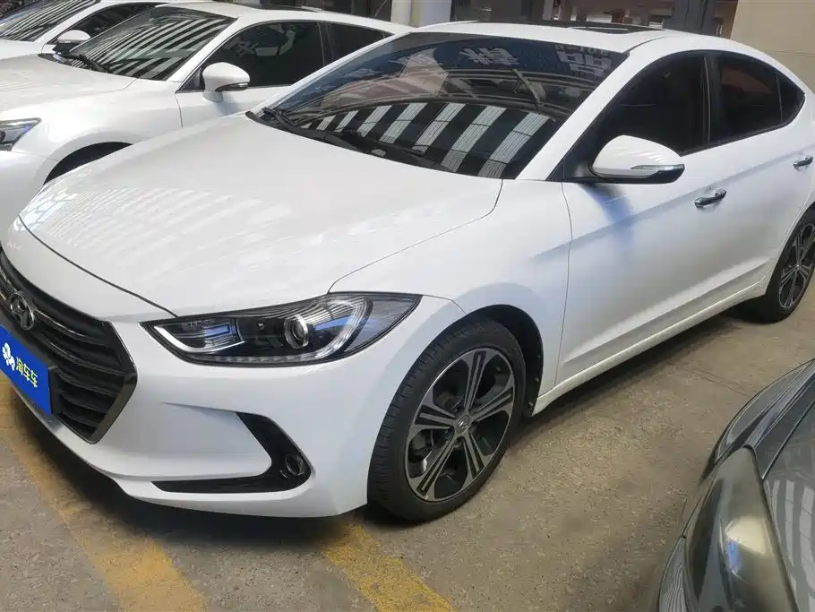 Hyundai Elantra 2019
