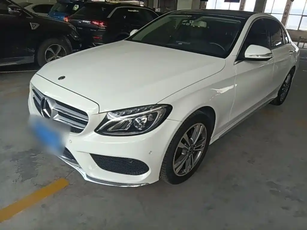 Mercedes-Benz C-Class — миниатюра 2