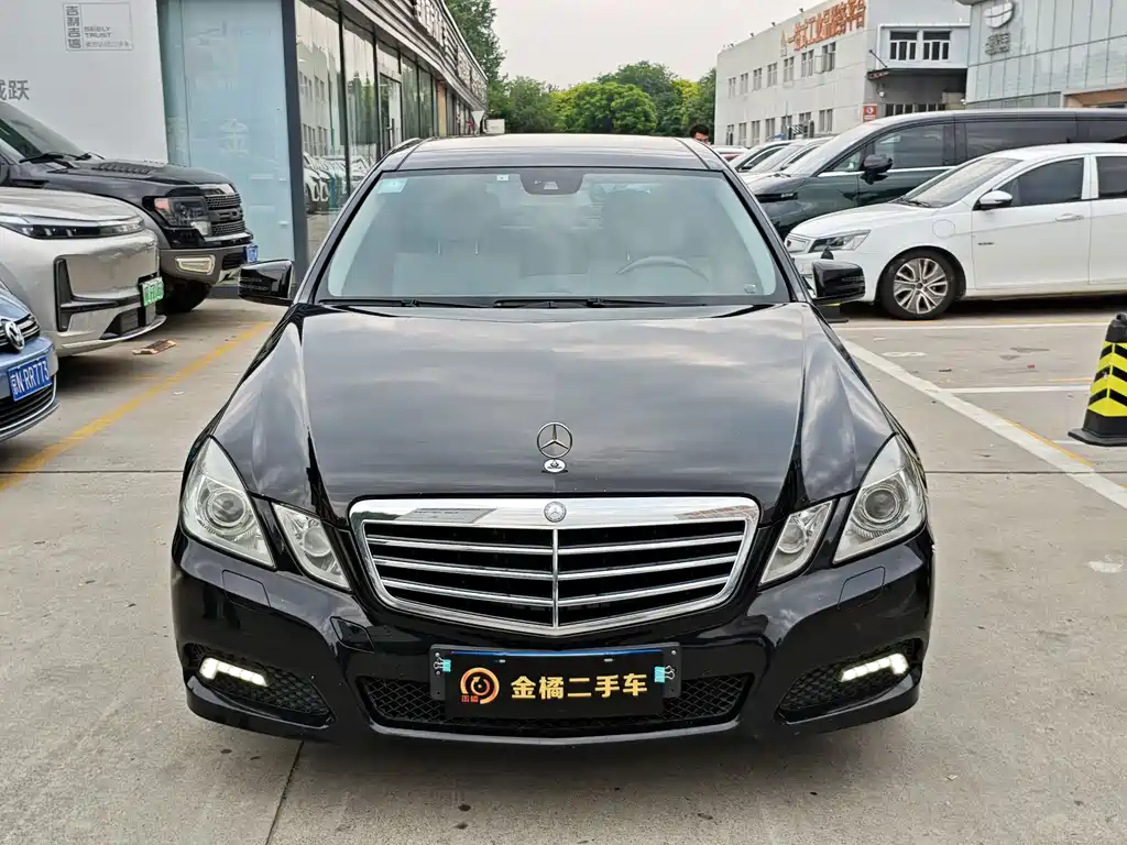 Mercedes-Benz E-Class E 2010 E 300 L Fashion